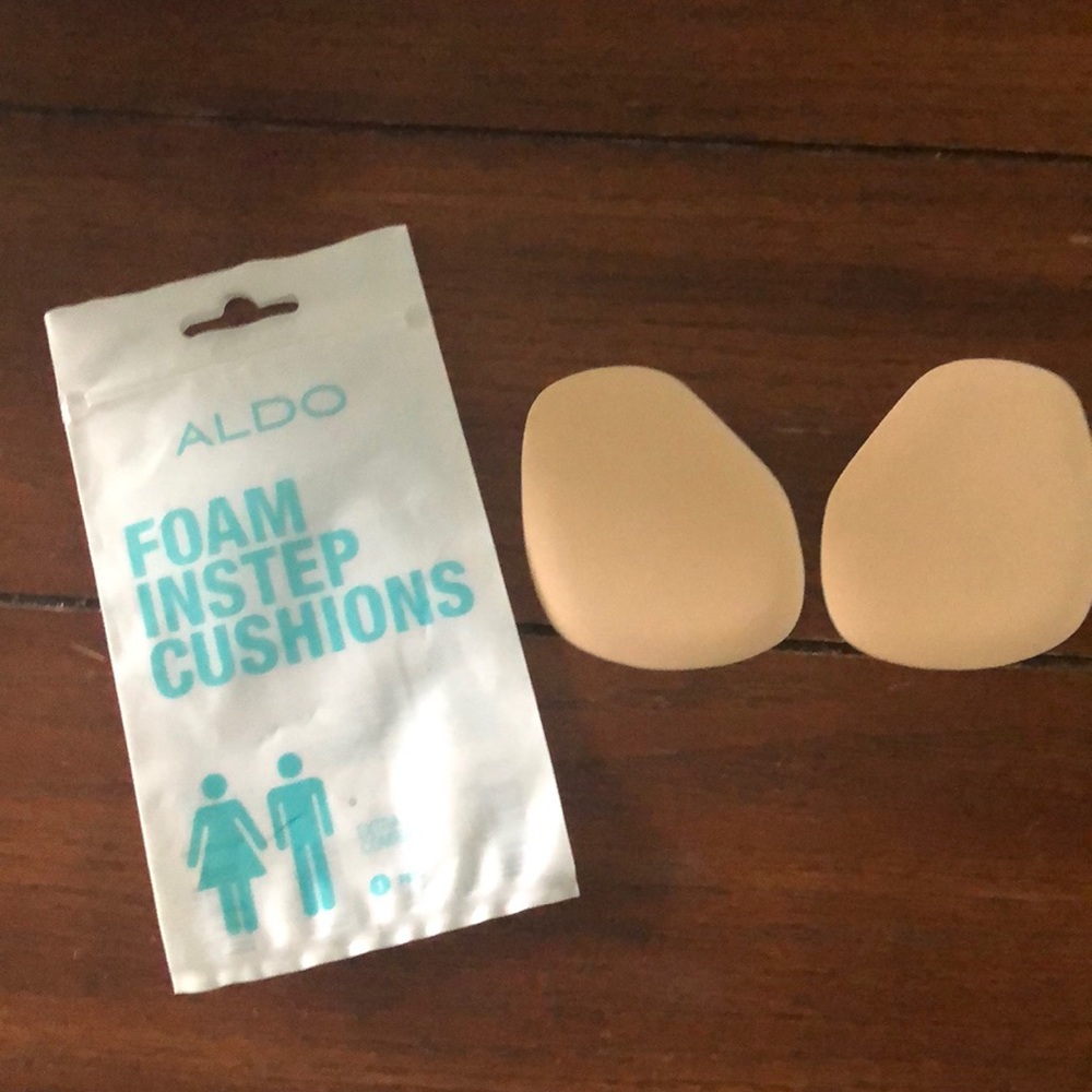 Aldo foam instep cushions
